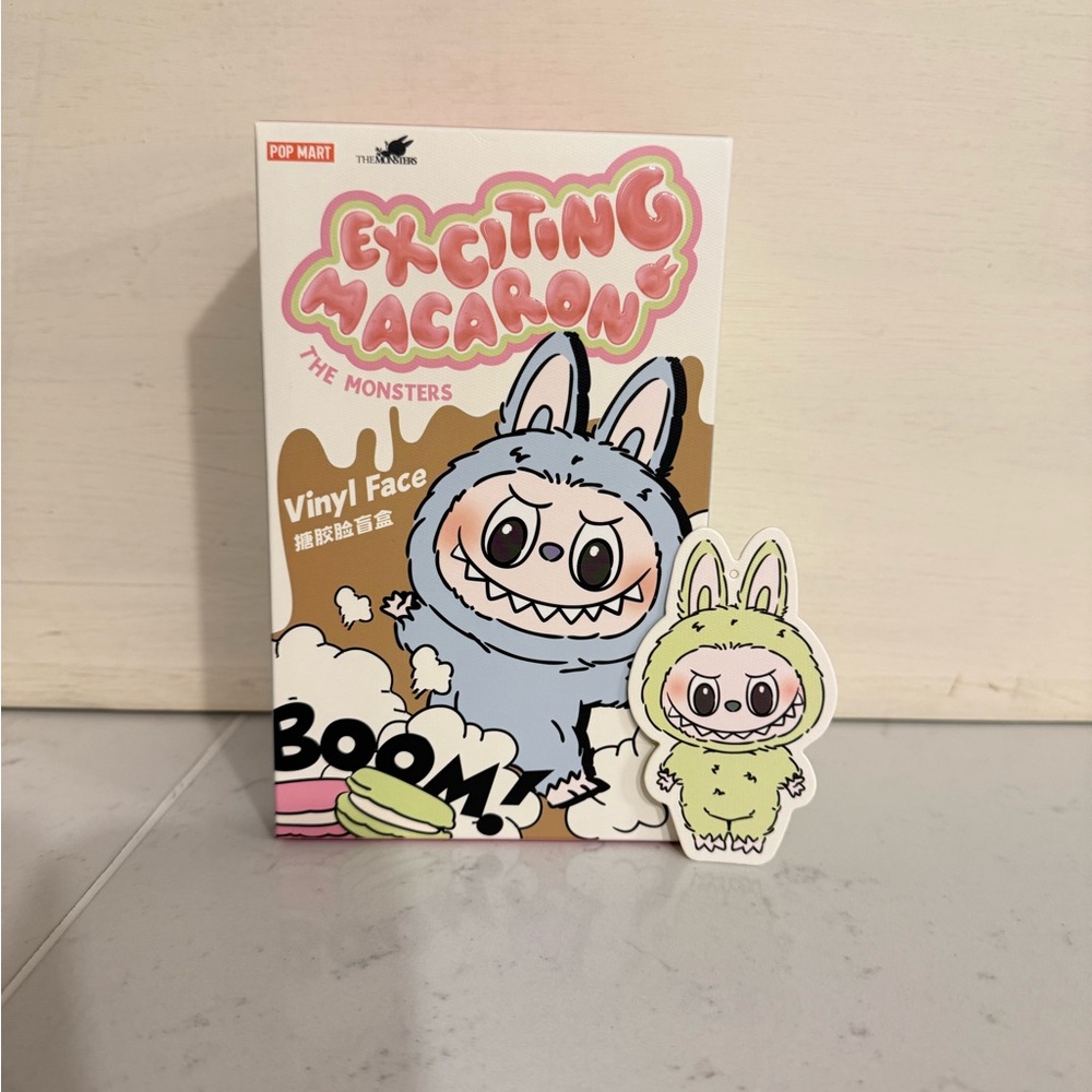 Pop Mart Exciting Macaron GRAPE Labubu